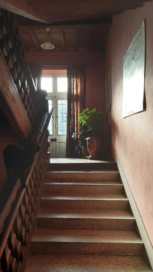 Chambre D Hote "Sous Le Clocher" Saint-Léonard-de-Noblat Esterno foto